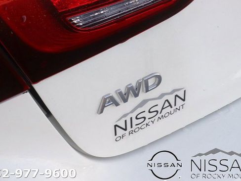 Used 2023 INFINITI Q50 Luxe w/ Cargo Package image 10