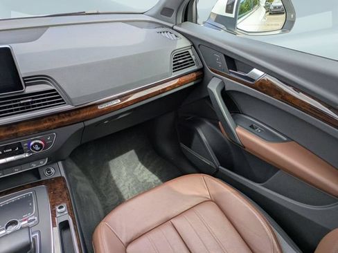 Used 2018 Audi Q5 2.0T Premium Plus AWD/4WD image 19