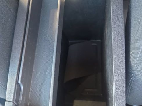 Used 2024 Chevrolet Equinox LT w/ LPO, Floor Liner Package AWD/4WD image 21