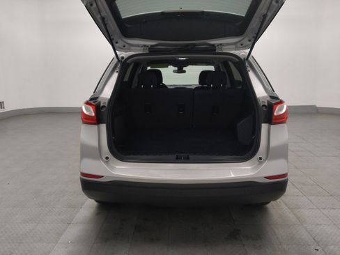 Used 2020 Chevrolet Equinox LS w/ LS Convenience Package FWD image 29