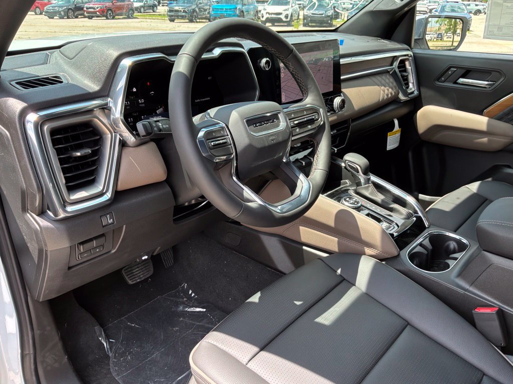 New 2026 GMC Canyon Denali AWD/4WD image 14