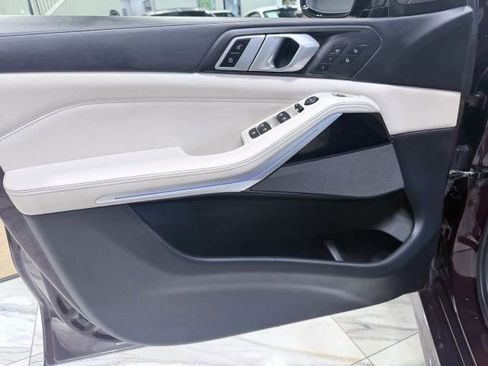 Used 2020 BMW X5 sDrive40i w/ M Sport Package RWD image 11