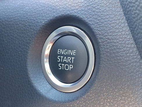 Certified 2025 Toyota Corolla SE image 24