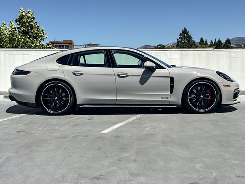 Used 2023 Porsche Panamera GTS AWD/4WD image 9