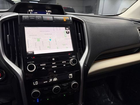 Used 2022 Subaru Ascent Touring AWD/4WD image 25