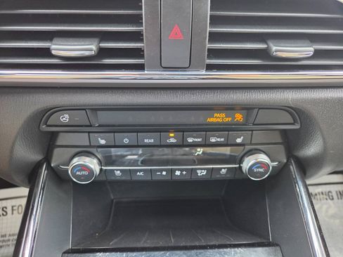 Used 2019 MAZDA CX-9 Grand Touring AWD/4WD image 19