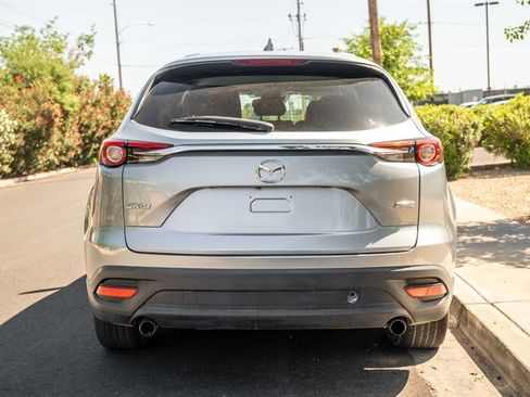Used 2018 MAZDA CX-9 Touring FWD image 4