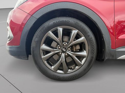 Used 2017 Hyundai Santa Fe Sport w/ Cargo Package AWD/4WD image 9