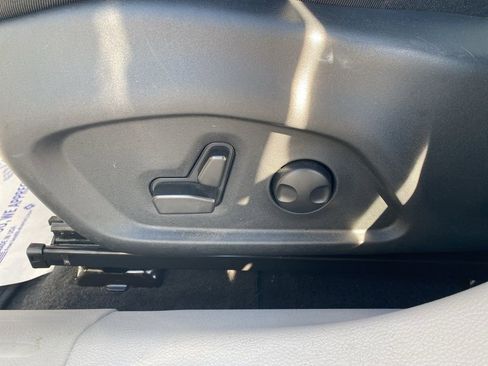 Used 2022 Jeep Compass Limited image 12