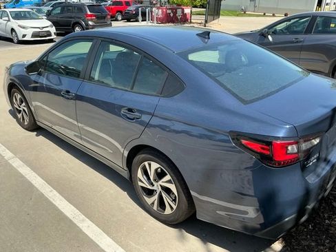 Used 2025 Subaru Legacy Premium AWD/4WD image 6