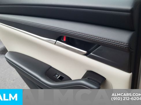 Used 2025 MAZDA MAZDA3 s image 22