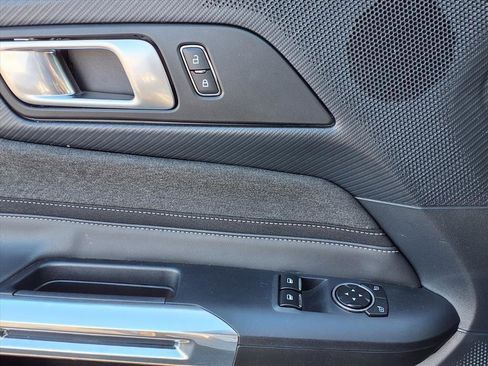 Used 2024 Ford Mustang Coupe image 23