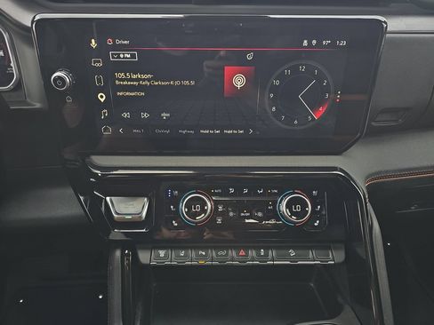 Certified 2026 GMC Sierra 2500 AT4 AWD/4WD image 24