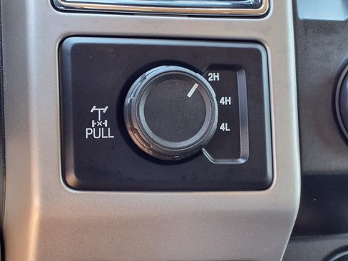 Used 2021 Ford F250 Lariat w/ Lariat Value Package AWD/4WD image 23