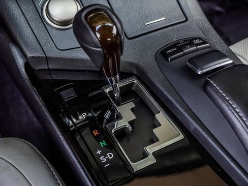 Used 2013 Lexus ES 350 w/ Luxury Pkg FWD image 20