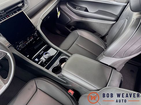 New 2025 Jeep Grand Cherokee L Limited w/ Trailer Tow Package image 24