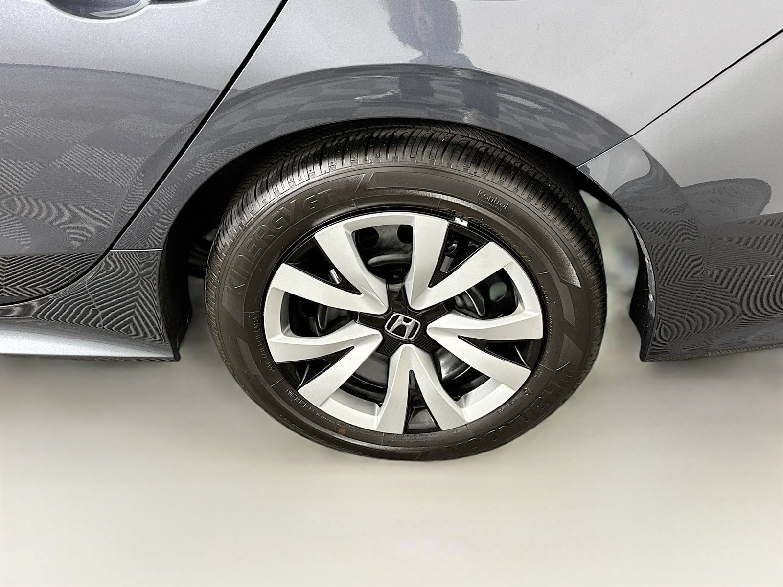 Used 2023 Honda Civic LX image 5