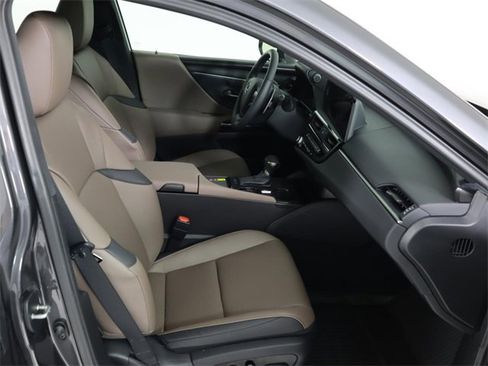 New 2025 Lexus ES 350 w/ Premium Package image 13
