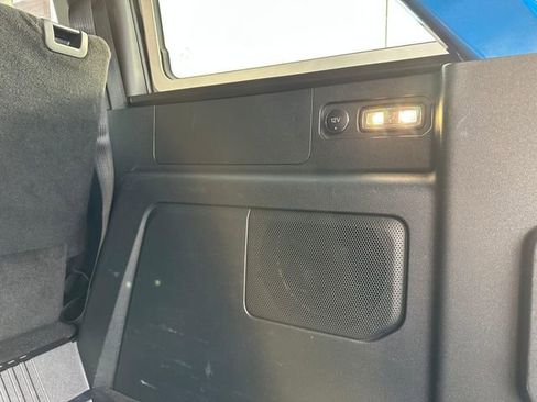 Used 2025 Ford Bronco Badlands image 26