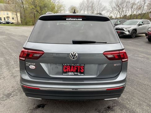 Used 2020 Volkswagen Tiguan SE w/ Panoramic Sunroof Package AWD/4WD image 4