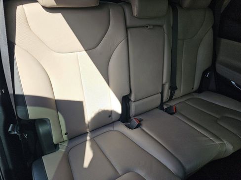 Used 2020 Hyundai Santa Fe Limited AWD/4WD image 27