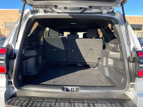 Used 2025 Toyota 4Runner TRD Off-Road image 31