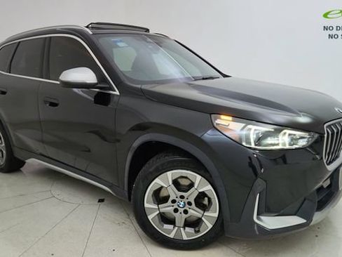 Used 2024 BMW X1 xDrive28i AWD/4WD image 1