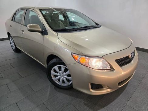 Used 2010 Toyota Corolla LE FWD image 7