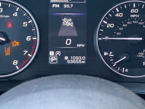 Used 2022 Subaru Outback Premium AWD/4WD image 30