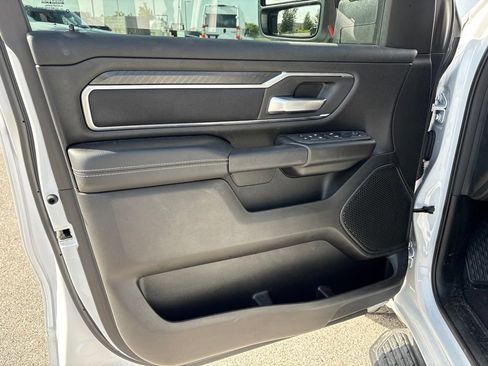 Used 2025 RAM 1500 Big Horn AWD/4WD image 9