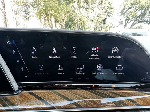 Used 2023 Cadillac Escalade ESV Premium Luxury Platinum w/ LPO, Radiant Package image 23