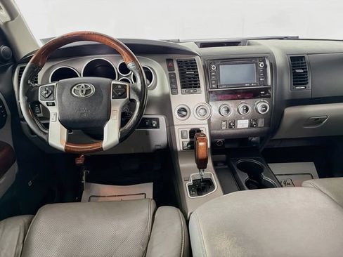 Used 2016 Toyota Sequoia Platinum AWD/4WD image 22