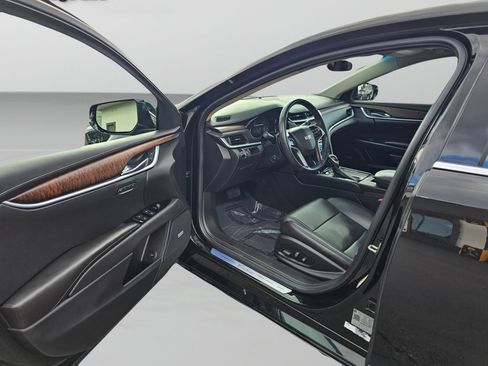 Used 2018 Cadillac XTS Luxury image 19