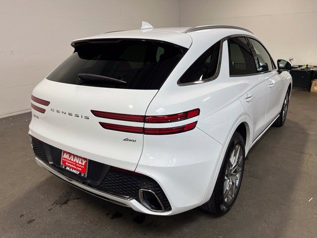 Used 2025 Genesis GV70 2.5T AWD/4WD image 3