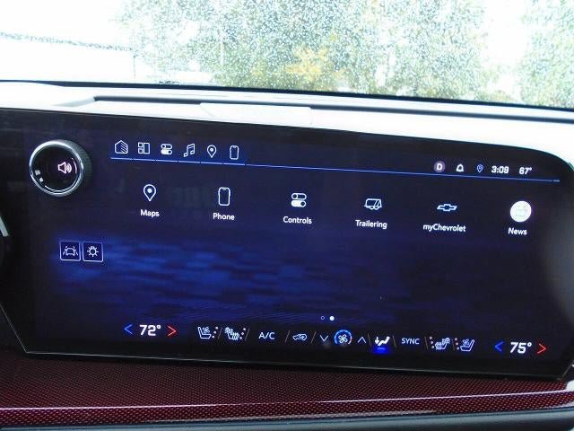 Used 2024 Chevrolet Traverse RS AWD/4WD image 12