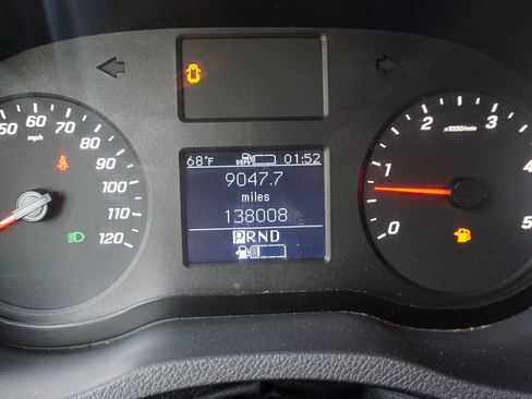 Used 2019 Freightliner Sprinter 170 image 21