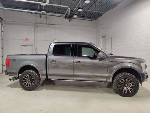 Used 2018 Ford F150 Lariat w/ Equipment Group 502A Luxury AWD/4WD image 6