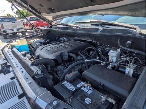 Used 2016 Toyota Tundra Limited w/ TRD Off Road Package AWD/4WD image 37
