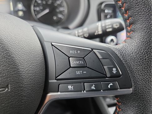 Used 2024 Nissan Kicks SR w/ SR Premium Package image 18