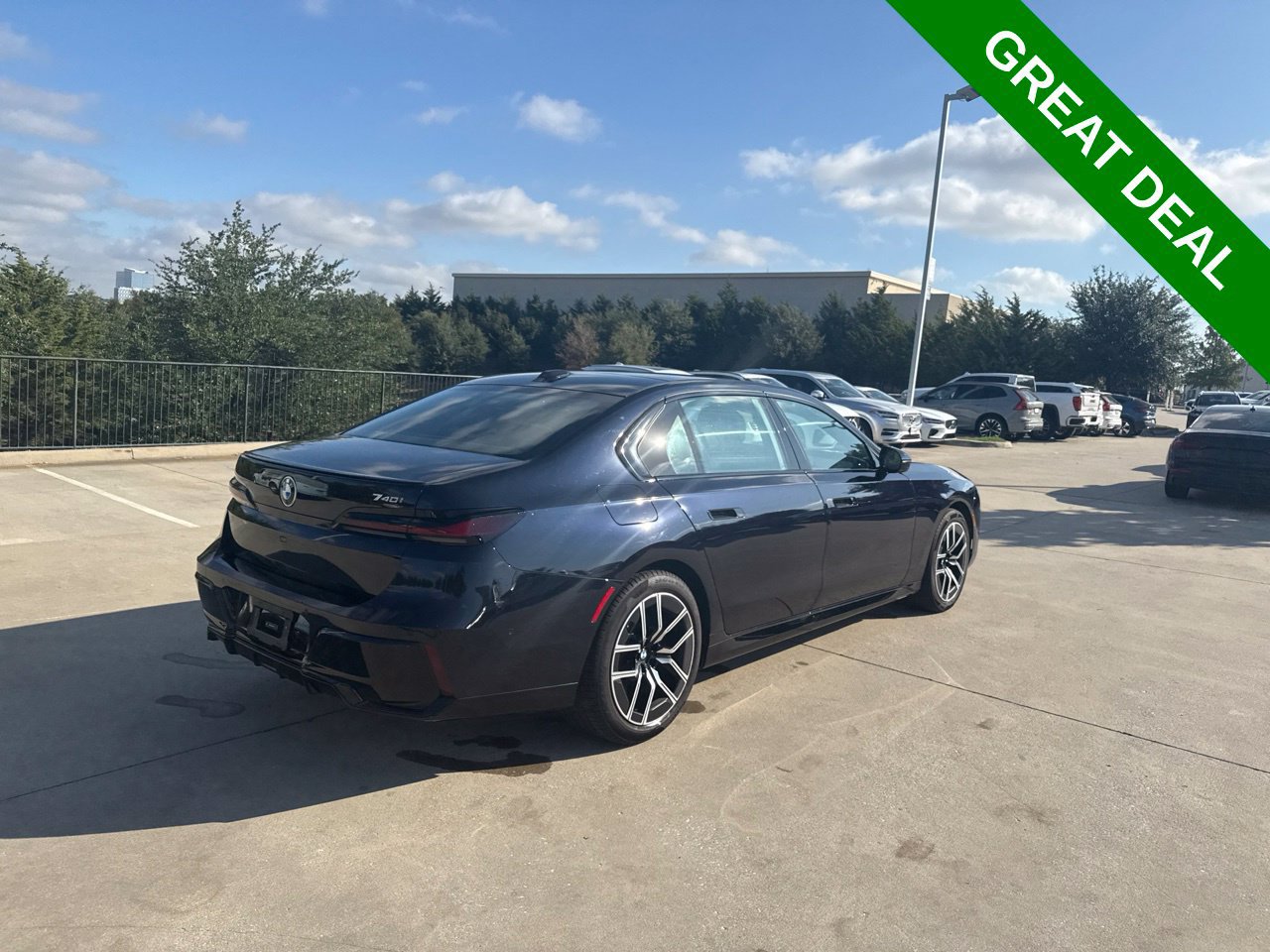 Used 2026 BMW 740i RWD image 11