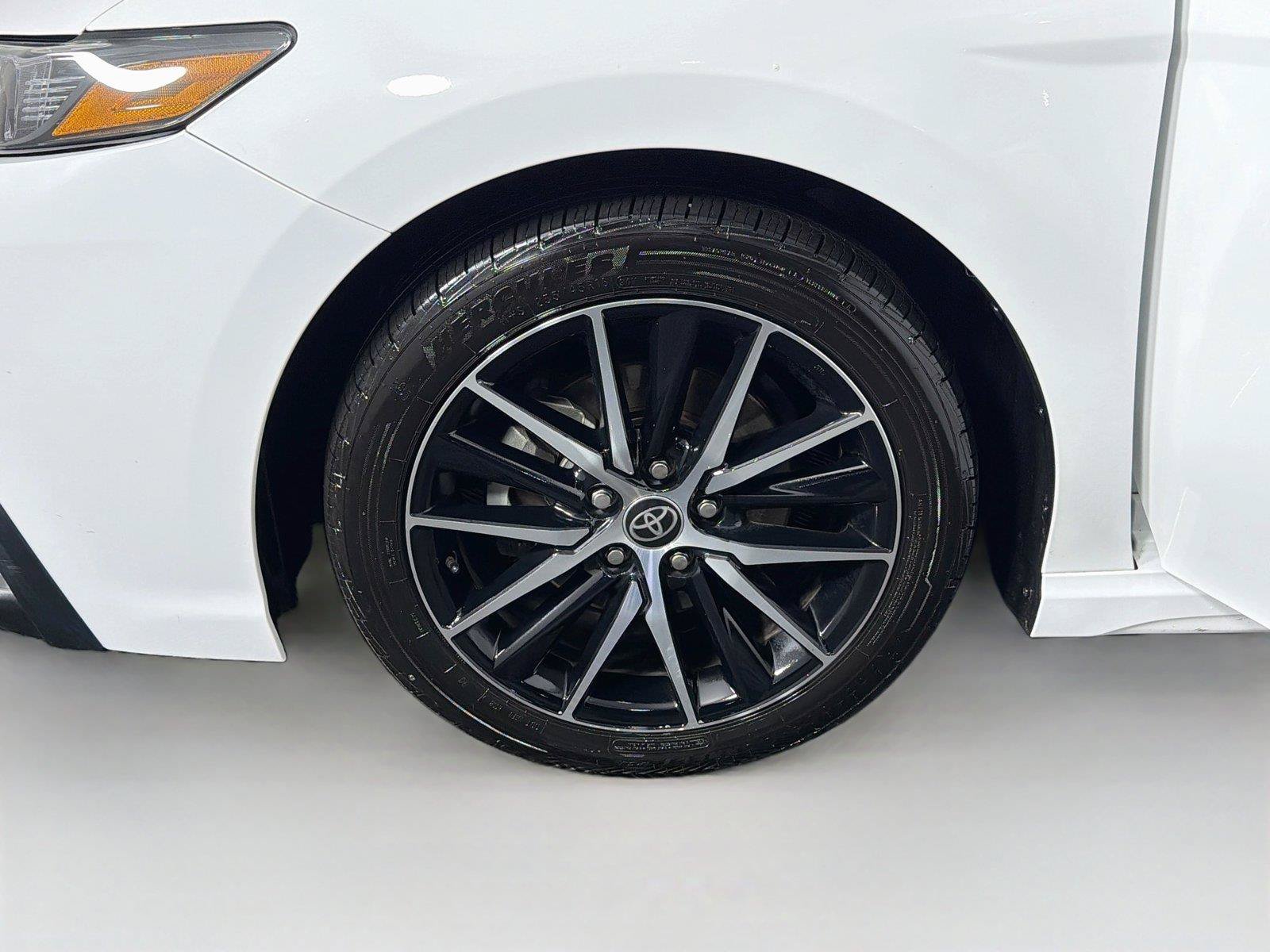 Used 2023 Toyota Camry SE FWD image 32