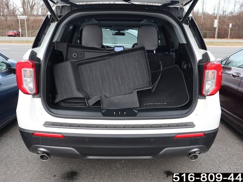 Used 2022 Ford Explorer XLT w/ Equipment Group 202A image 26