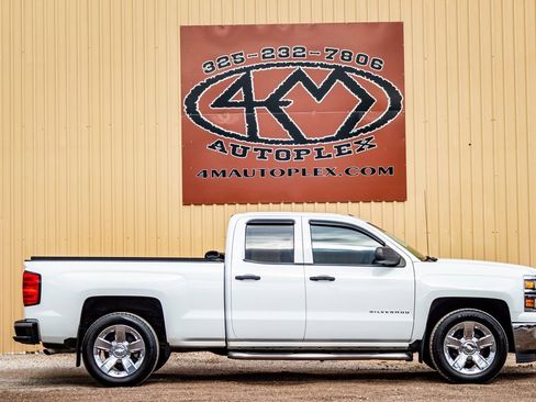 Used 2014 Chevrolet Silverado 1500 LT w/ LT Convenience Package image 2