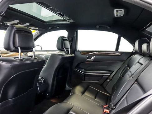 Used 2014 Mercedes-Benz E 350 4MATIC Sedan image 16