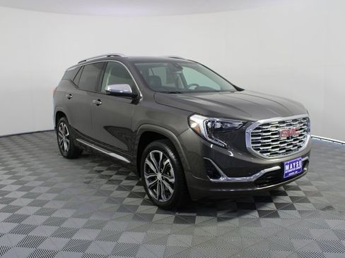 Used 2020 GMC Terrain Denali w/ Denali Premium Package image 31