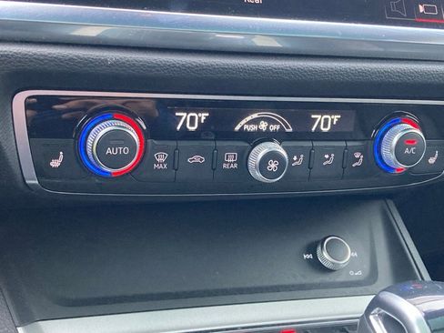 Used 2025 Audi Q3 2.0T Premium image 25