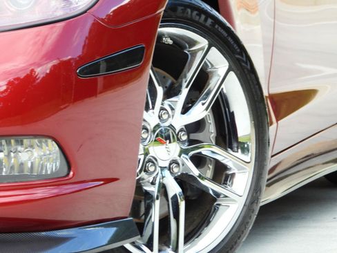 Used 2006 Chevrolet Corvette Convertible w/ Preferred Equipment Group RWD image 6