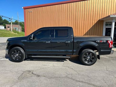 Used 2015 Ford F150 XLT w/ Equipment Group 302A Luxury AWD/4WD image 9
