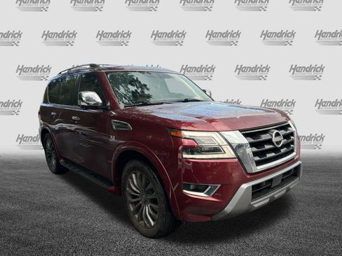Used 2022 Nissan Armada Platinum w/ Captain's Chairs Package RWD image 2