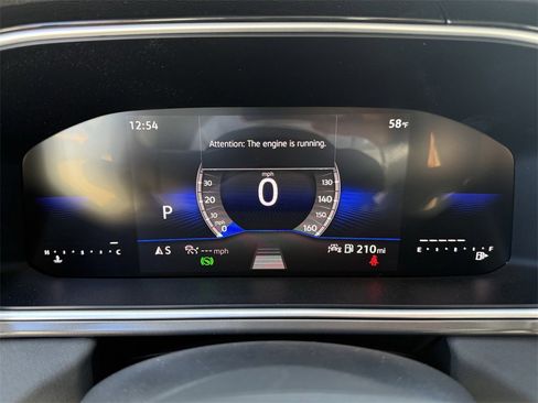 New 2026 Volkswagen Taos SE image 17